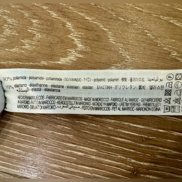 Berksha Long Sleeve Snakeskin Print Top Small - Picture 6 of 6